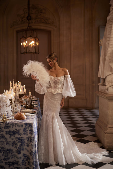 Tara corset + Thea mermaid skirt – mermaid bridal gown with a structured Tara corset with off-the-shoulder sleeves and the Thea mermaid skirt.